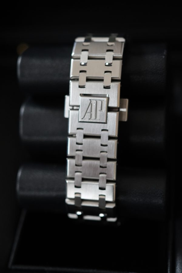 2021 Audemars Piguet Royal Oak 37MM 15450ST.OO.1256ST.01.A FULL SET - Image 6