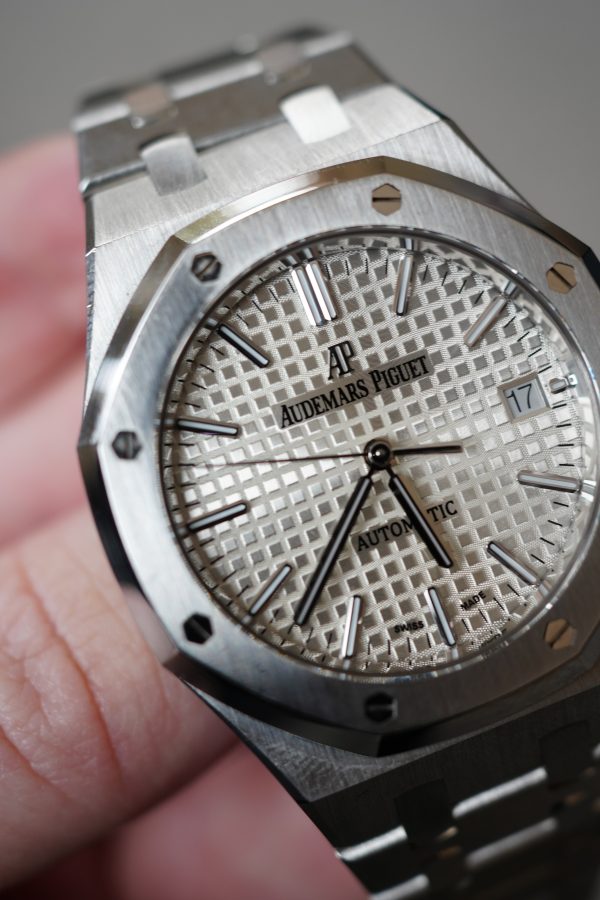 2021 Audemars Piguet Royal Oak 37MM 15450ST.OO.1256ST.01.A FULL SET - Image 10