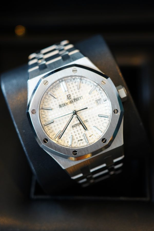 2021 Audemars Piguet Royal Oak 37MM 15450ST.OO.1256ST.01.A FULL SET - Image 12