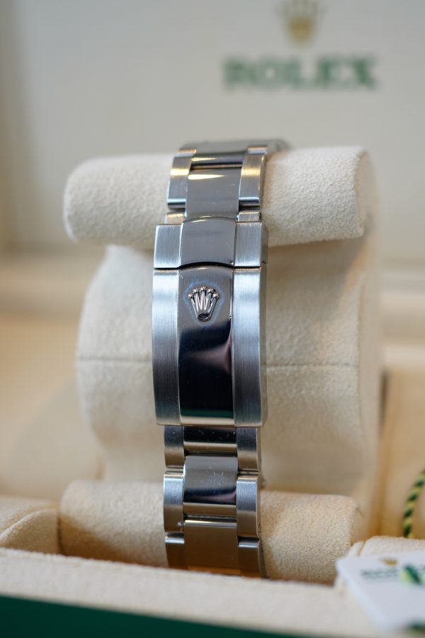 Rolex Datejust 41 126334 41 mm Blue Dial, Fluted - December 2023 - Image 3