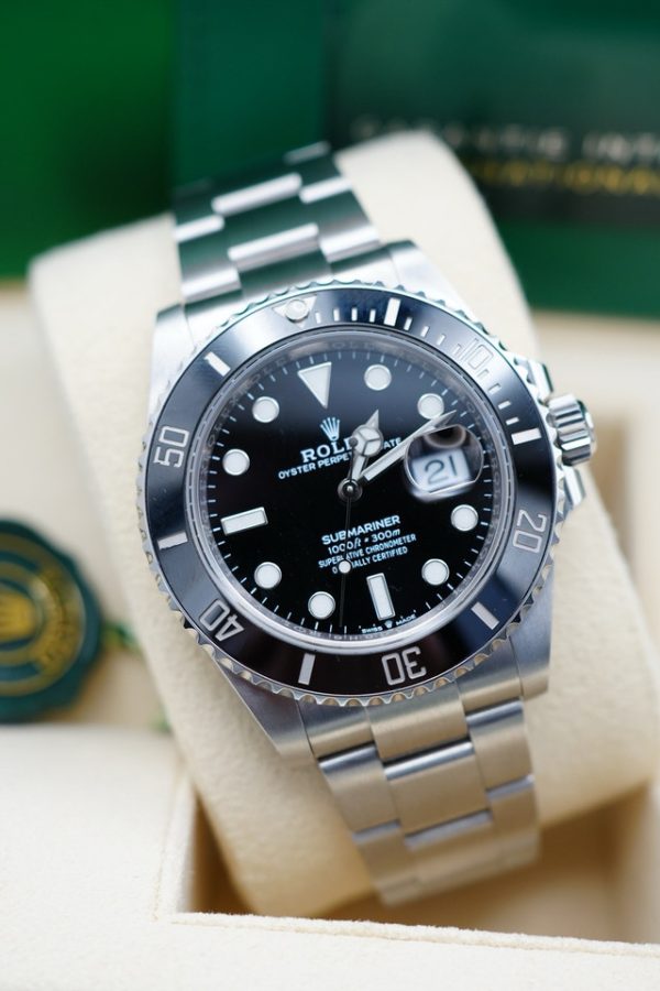 2021 Rolex Submariner Date Black - 126610LN FULL SET INC original receipt