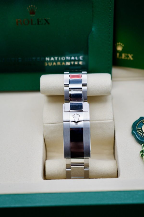 2025 Rolex Daytona Cosmograph 126500LN BLACK DIAL FULL SET mint Condition - Image 6