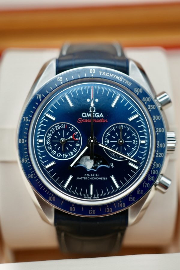 OMEGA Speedmaster Moonphase Chronograph 304.33.44.52.03.001 Blue FULL SET!