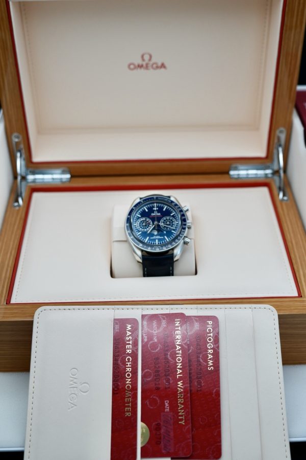 OMEGA Speedmaster Moonphase Chronograph 304.33.44.52.03.001 Blue FULL SET! - Image 3