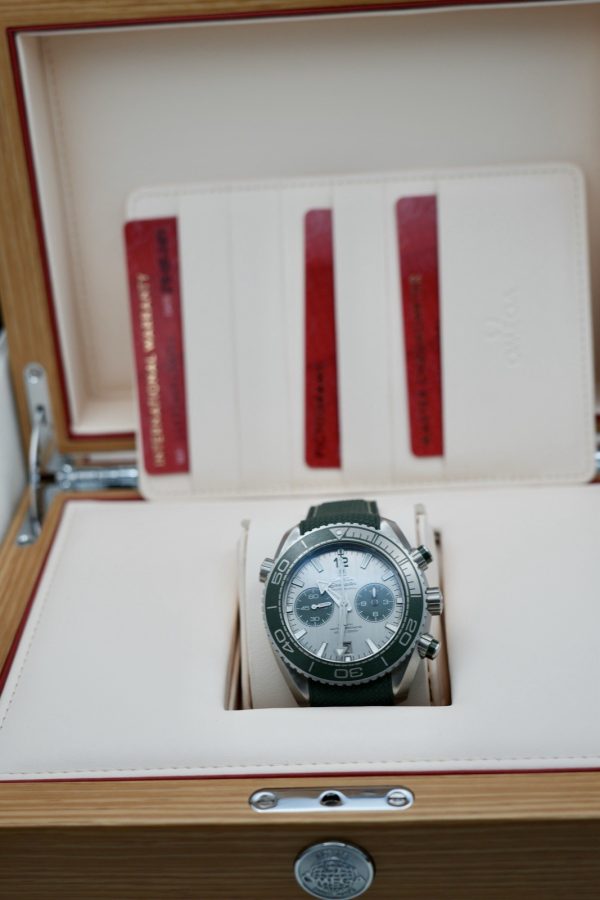 Omega Seamaster Planet Ocean Chrono Khaki Green 45.5mm - 2024 MINT With Receipt - Image 11