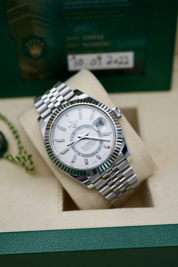 2022 Rolex SkyDweller 326934 White Dial Jubilee Bracelet Box & Papers - Image 9