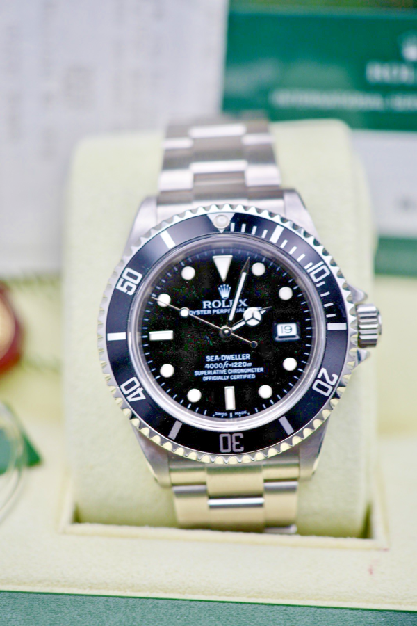 2006 Rolex Sea-Dweller 4000 16600 - ABSOLUTE COLLECTORS SET W/ ORIGINAL RECEIPTS - Image 3