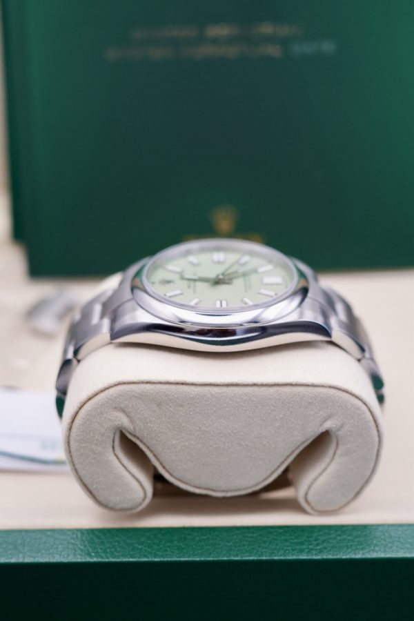 BRAND NEW UNWORN Rolex Oyster Perpetual Pistachio Dial 41 134300 FULL SET - Image 5