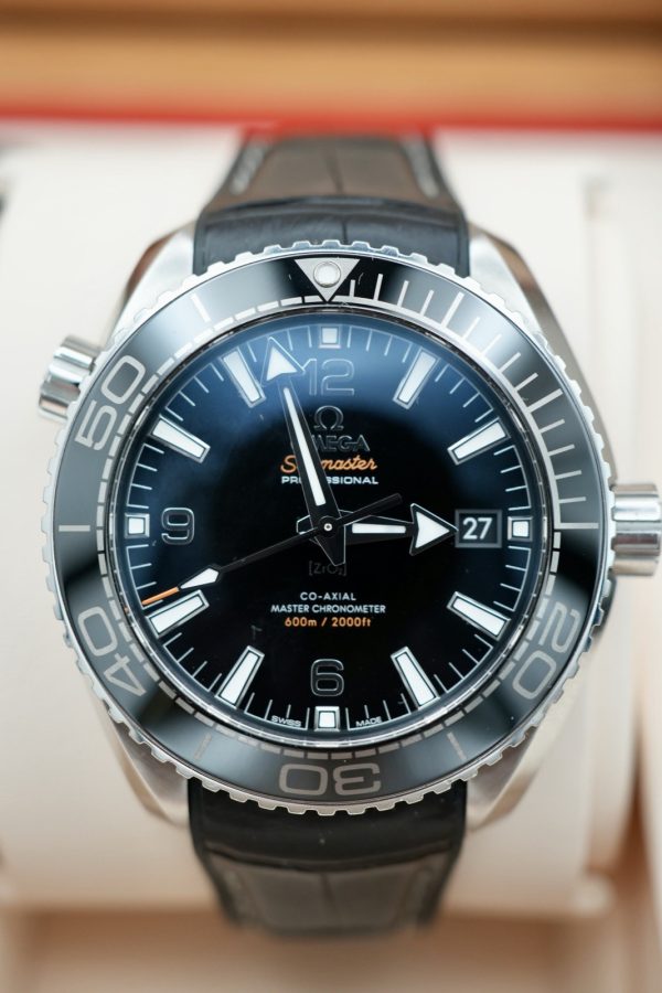 2022 Omega Seamaster Planet Ocean 600m 43.5mm FULL SET INC ADDITIONAL STRAPS - Image 9