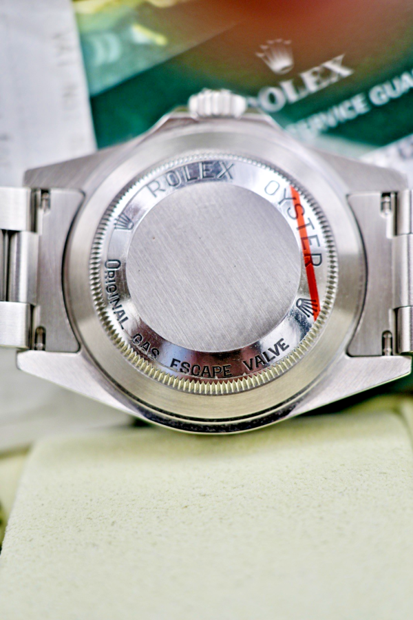 2006 Rolex Sea-Dweller 4000 16600 - ABSOLUTE COLLECTORS SET W/ ORIGINAL RECEIPTS - Image 9