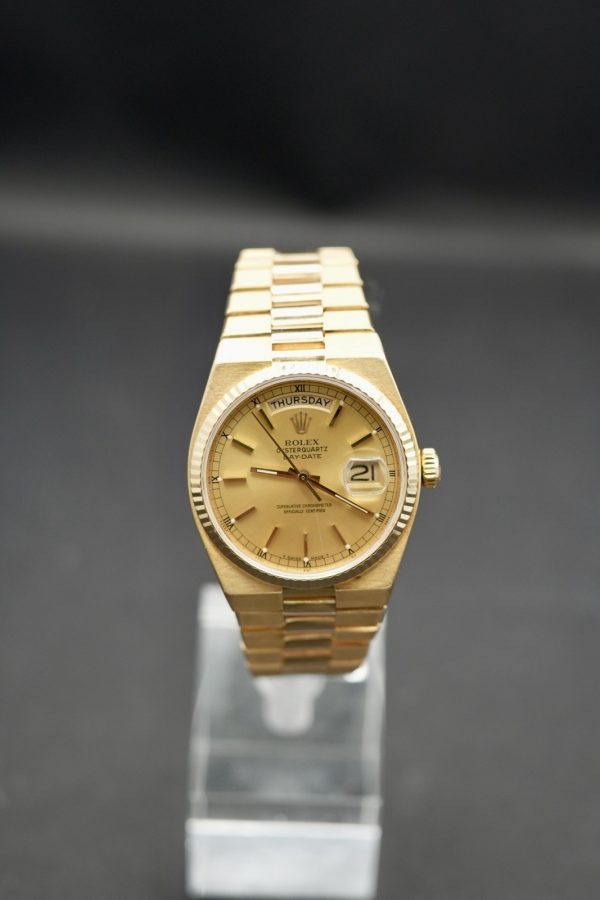 Rolex Oysterquartz Day-Date 19018 Solid Gold - RARE WATCH - Image 2