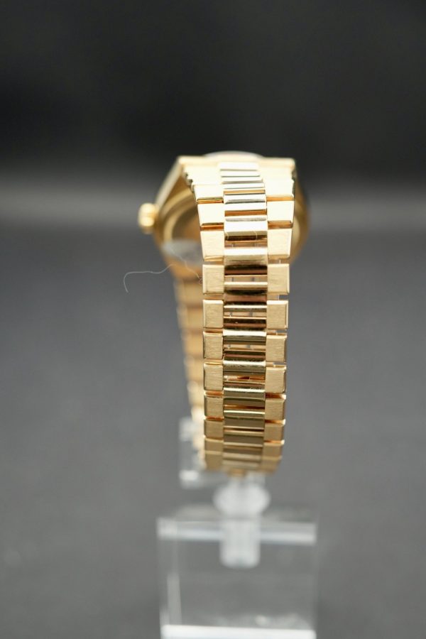Rolex Oysterquartz Day-Date 19018 Solid Gold - RARE WATCH - Image 5