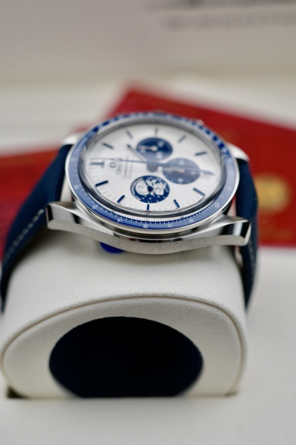 OMEGA Speedmaster SILVER SNOOPY 310.32.42.50.02.001 Brand New UNWORN FULL SET - Image 6