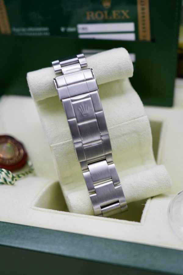 2010 ROLEX SUBMARINER DATE - 16610 - STUNNING FULL SET! - Image 9