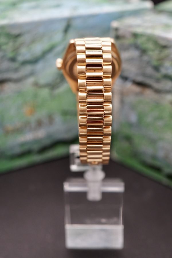 ROLEX Day-Date 36 18038 EXTREMELY RARE OXBLOOD STELLA DIAL - 1980 - Image 9