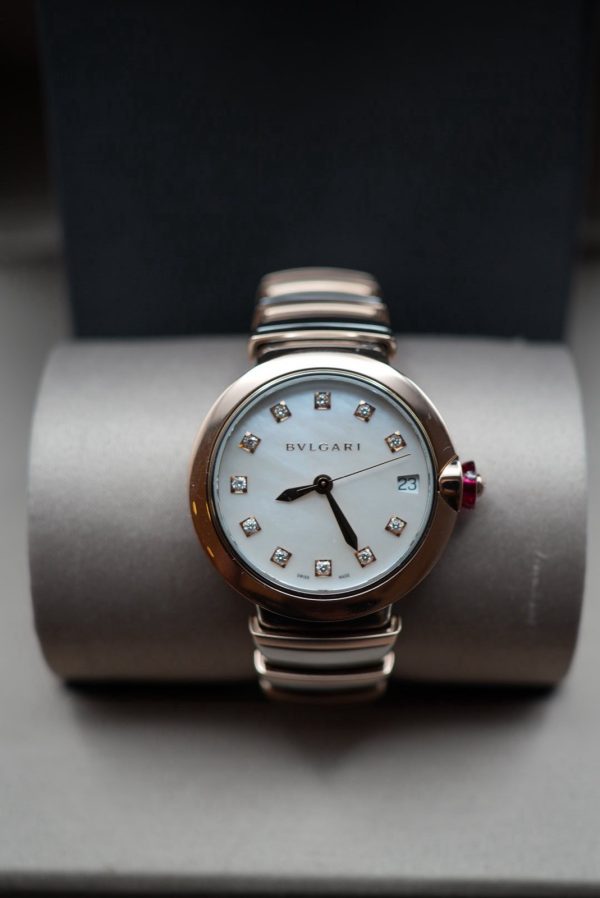 Bvlgari Lvcea Ladies watch Mother dial and diamond dot mint condition