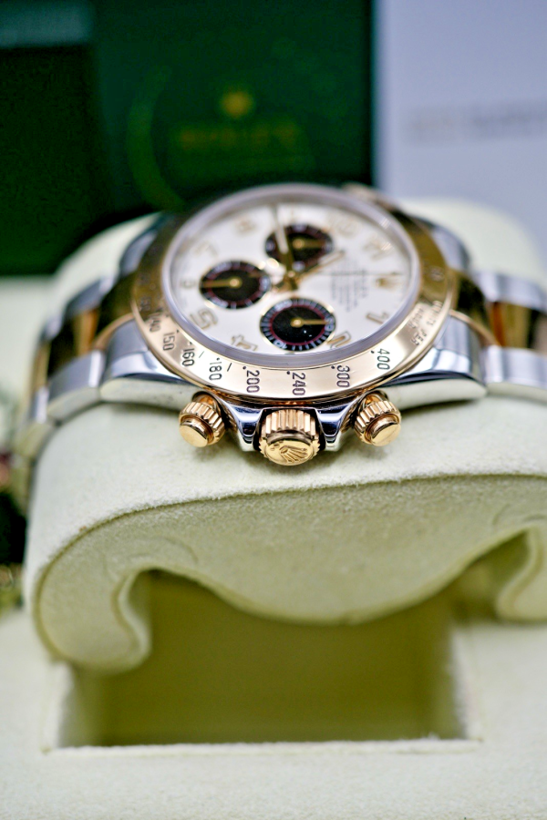 Rolex Daytona 116523 White Racing Dial 2013 with 2024 Rolex Service! - Image 5
