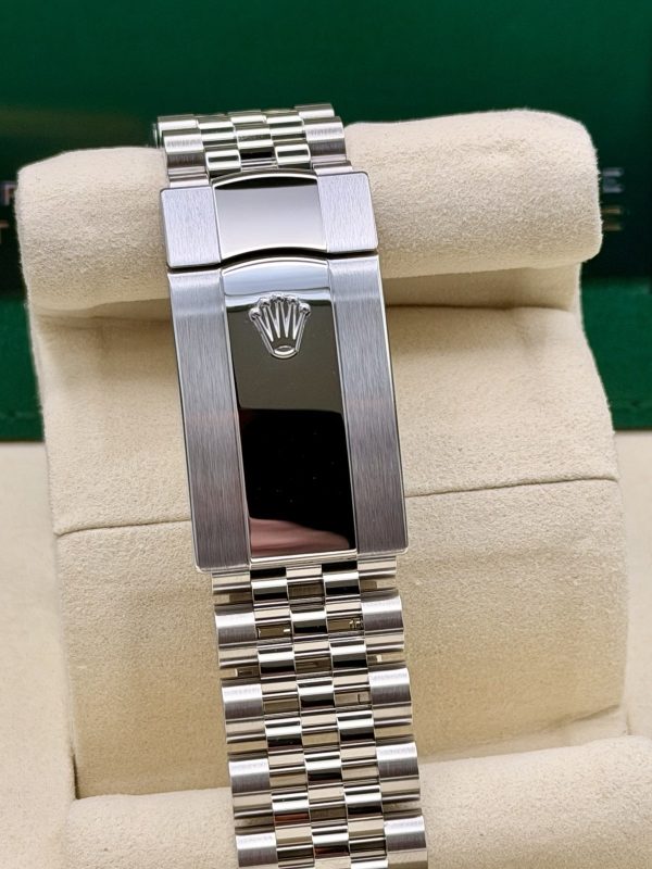 BRAND NEW UNWORN Rolex Datejust 41mm Steel & White Gold 126334 Azzuro Blue - Image 7