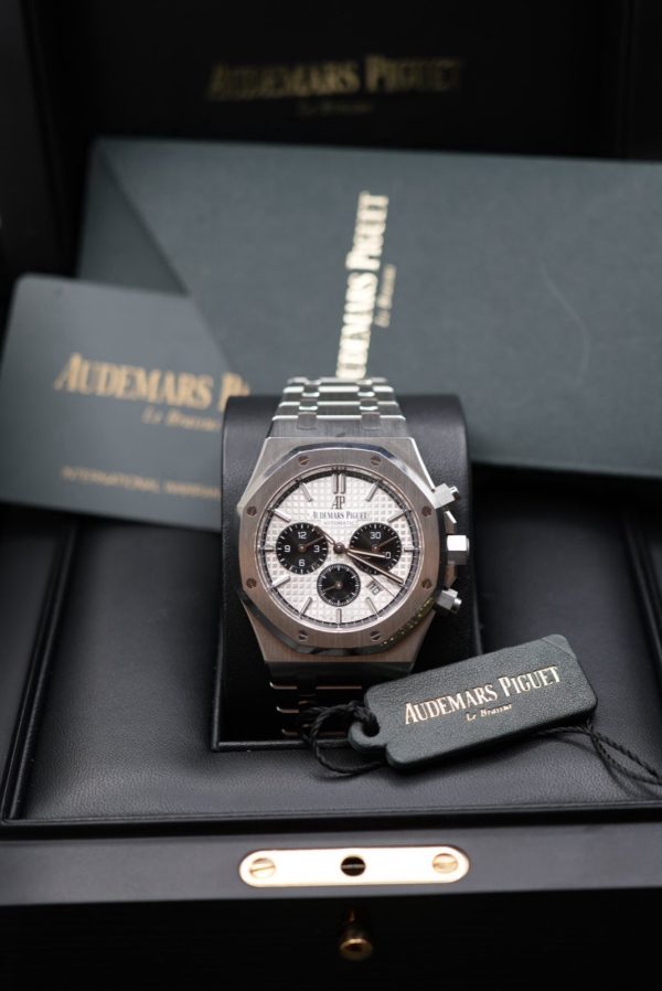 Audemars Piguet Royal Oak Silver Men's Watch - 26331ST.OO.1220ST.03 - Image 4