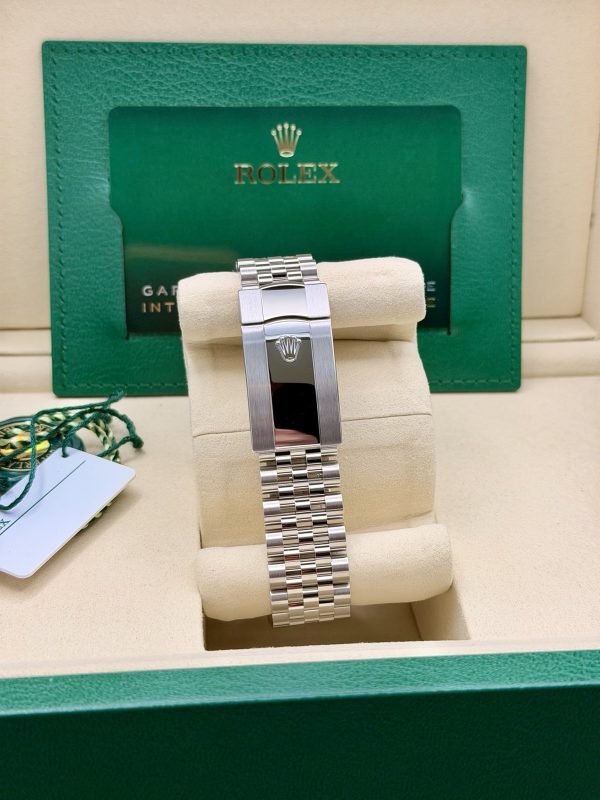 BRAND NEW UNWORN Rolex Datejust 41mm Steel & White Gold 126334 Azzuro Blue - Image 8